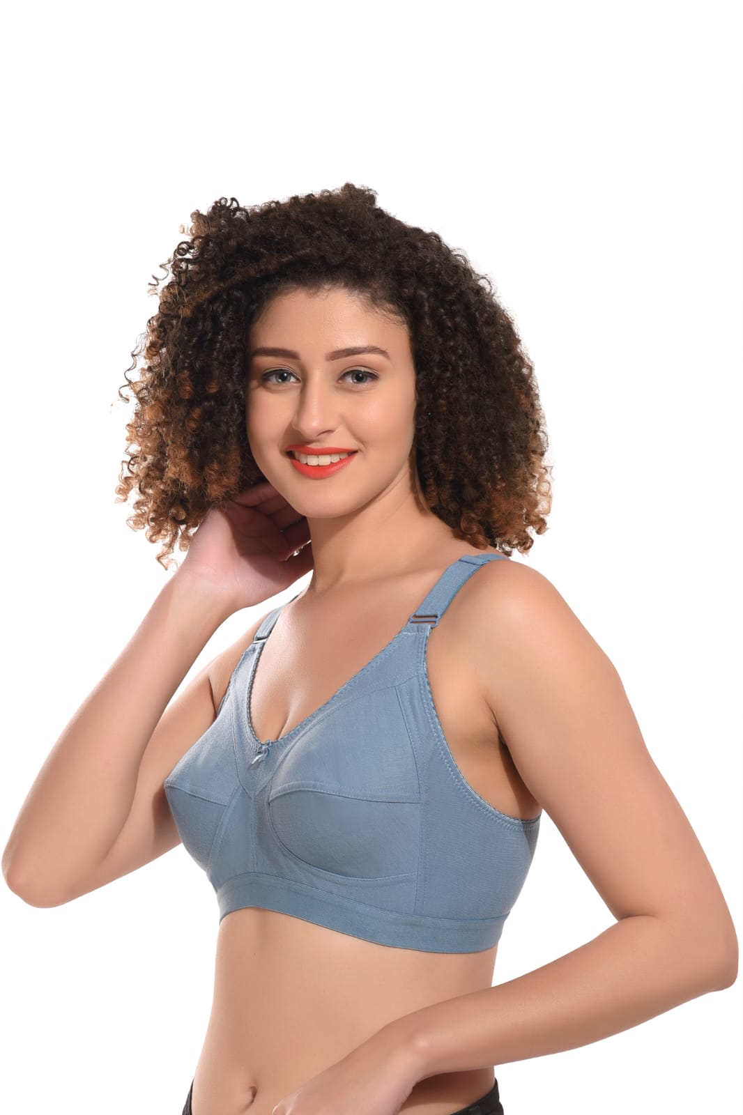 woman wearing Liamoure Cotton Blend Seamed full coverage non padded bra in blue color  