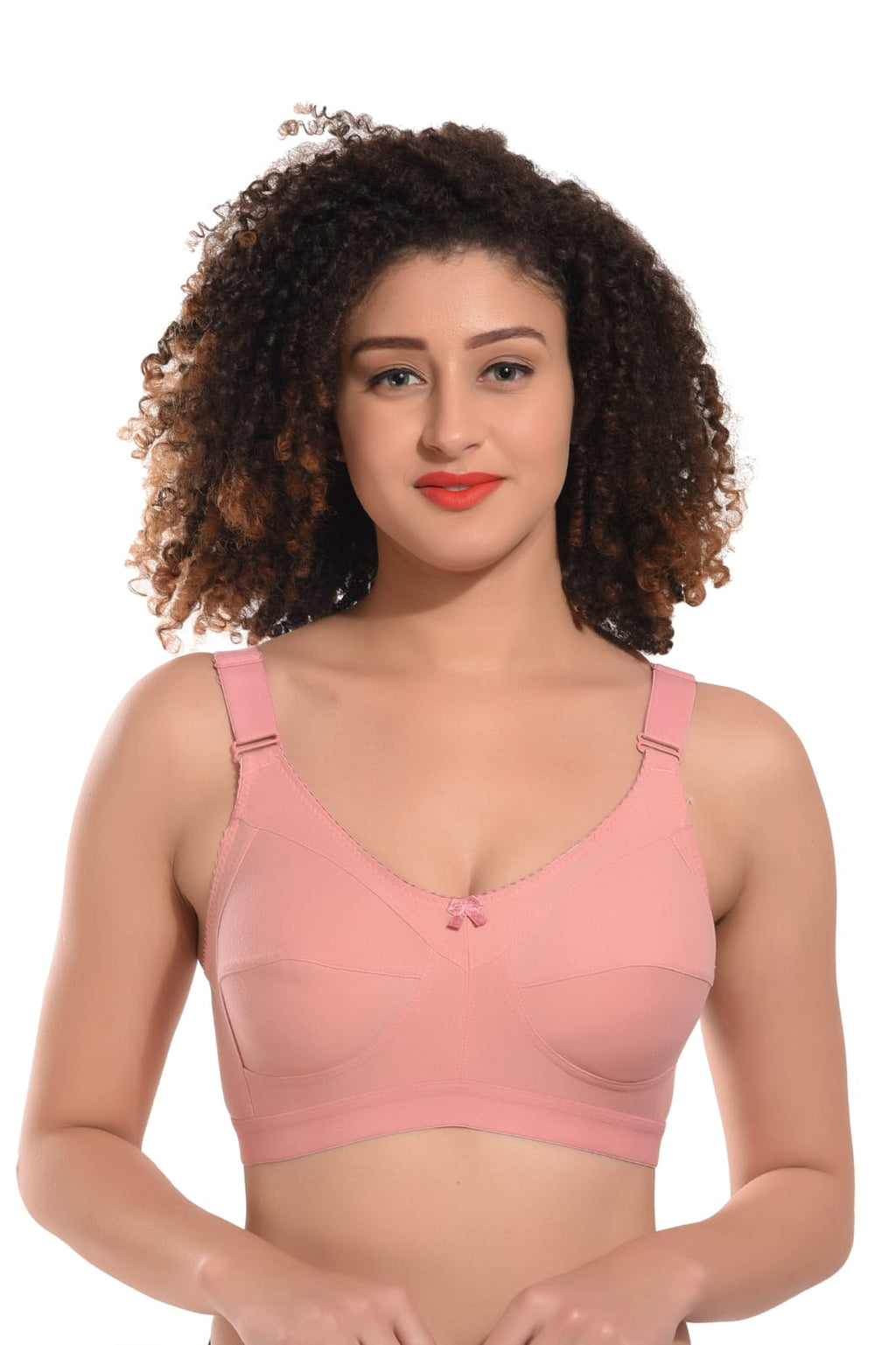 ]woman wearing Liamoure Cotton Blend Seamed full coverage non padded bra in pink color