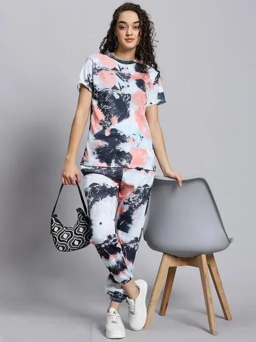Trendy Black Tie Dye Women’s Nightwear Online